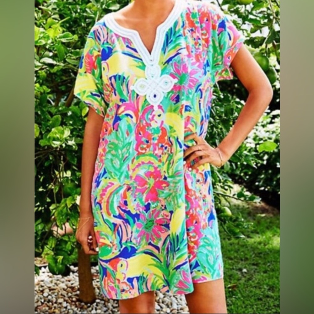 Lilly Pulitzer Women's Harlow Tunic
Dress Casa Banana Short Sleeve Floral
Dress